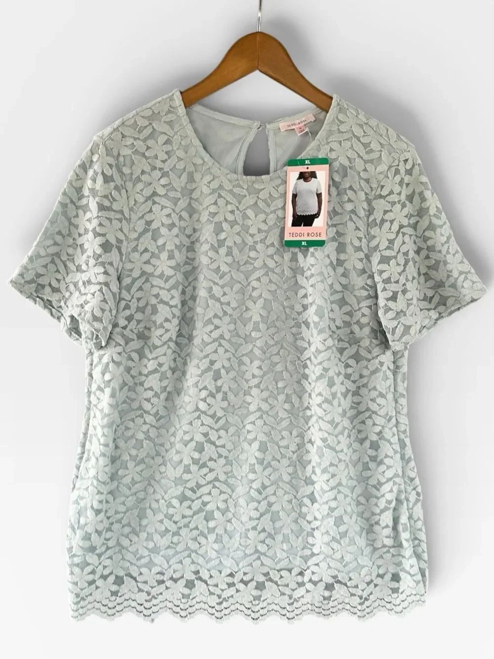 🎉5 for $45🎉 NWT Teddi rose lace top blouse shirt size XL